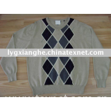 Men's knitted sweater with intarsia