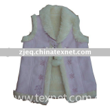 T46940--girls's vest in  fake suede bonded sheep fur  with embroidery