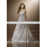 A-Line/Princess Strapless Chapel Train Satin wedding dress for brides 2010 style(WDE0119)