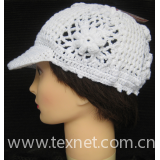 hand-knitted hat 02