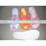 children printed desings indoor slippers
