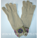 hand-knitted gloves 08