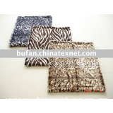 100%polyester knit printed throw