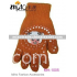 Pleasant goat knitted gloves