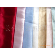 翟启山(个体经营)-厂家直销优质供应色丁50*75D*34梭*13.5扣成品