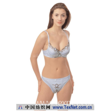 汕头市光伟针织有限公司 -白色低腰有缝内衣套装QW-0139