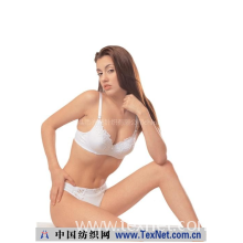 汕头市光伟针织有限公司 -白色花边秀有缝内衣QW-0145