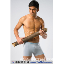 汕头市光伟针织有限公司 -男士浅蓝色四角无缝内衣QW-0403