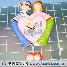 广州市传情礼品有限公司 -大情侣抱钟