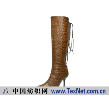 南京百丽鞋业有限公司 -流行时尚的新款女靴