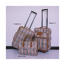 广州市耐盟箱包有限公司-时尚格子旅行箱包