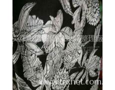 風衣（線條花）印花 點擊查看大圖