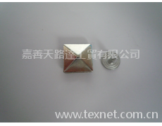 方錐型鉚釘 點擊查看大圖