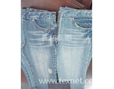 服裝 點擊查看大圖