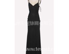 絲綢服飾 點(diǎn)擊查看大圖