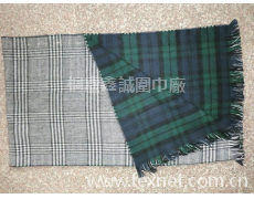 2012年新款格子雙面圍巾 點擊查看大圖