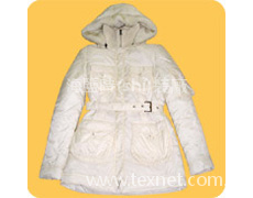 服裝 點(diǎn)擊查看大圖