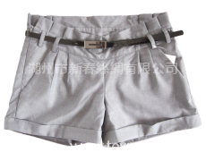服裝 點(diǎn)擊查看大圖