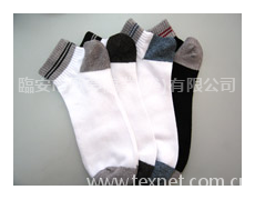 運(yùn)動襪 點(diǎn)擊查看大圖